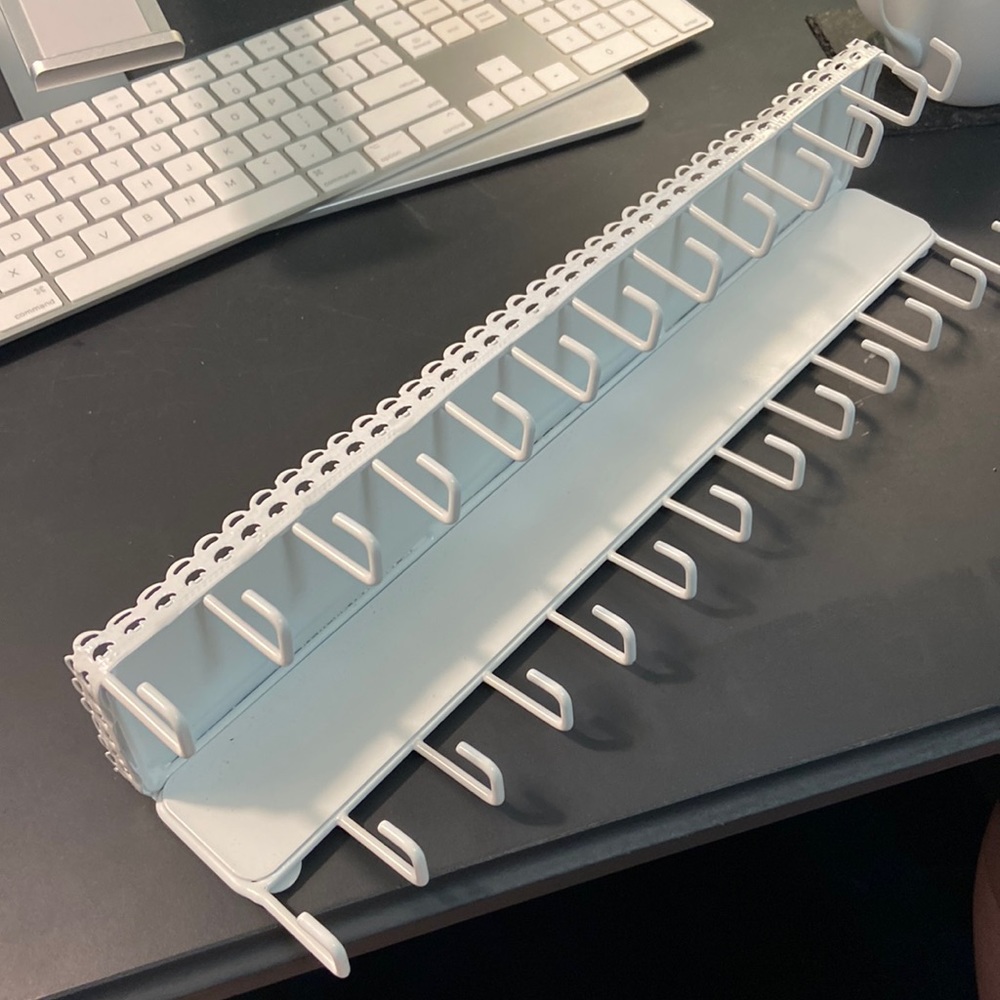 White jewelry organizer
